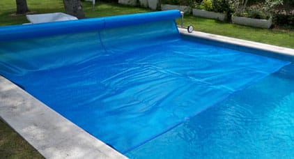 Swimming pool cover
