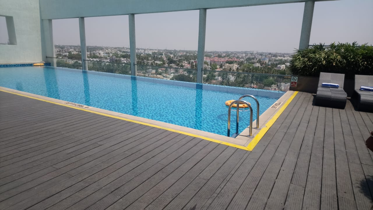 Rooftop swimming pool
